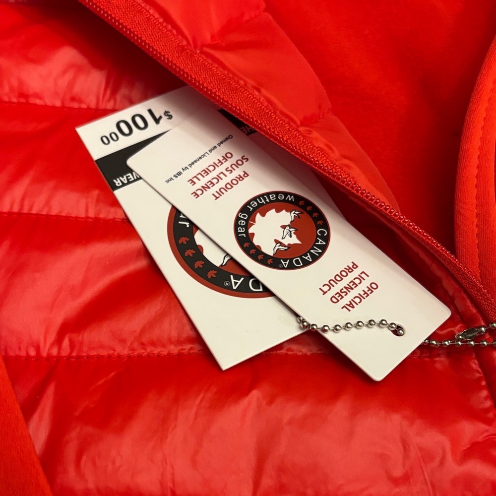 Canada Goose Bold Red Quilted Jacket - Picture 5 of 9